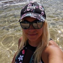 Lisa Maxwell Photo 27 Lisa Maxwell Photo 27