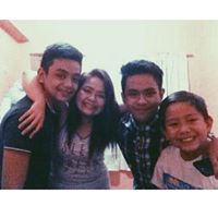 Amie Torres Photo 32