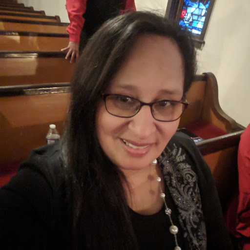Amy Crespo Photo 8