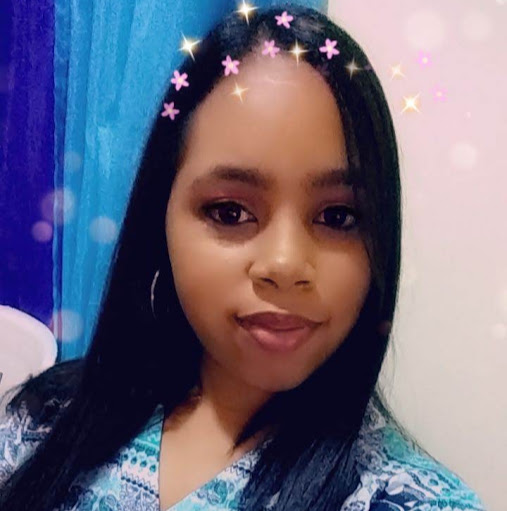 Sabrina Cruz Photo 29