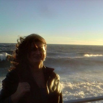 Ana Stroe Photo 1