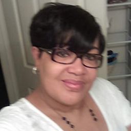 Veronica Griffin Photo 32