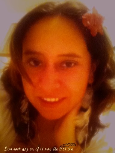 Laura Perez Photo 8