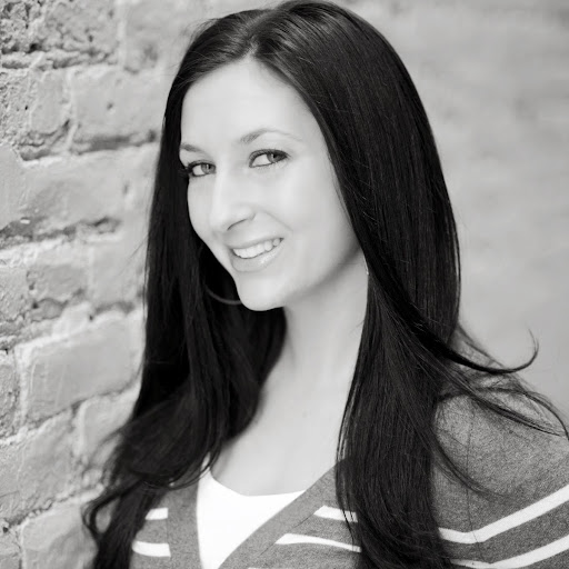 Kristen Marquardt Photo 9
