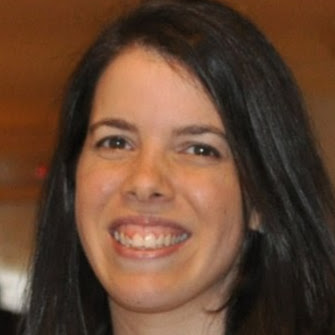 Jessica Stout Photo 31