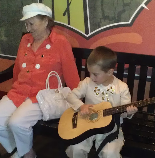 Sara Watkins Photo 18