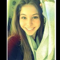 Beatriz Calderon Photo 17