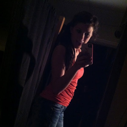 Stephanie Sheets Photo 25