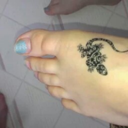 Julie Perron Photo 31