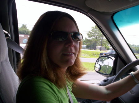 Nicole Howard Photo 26