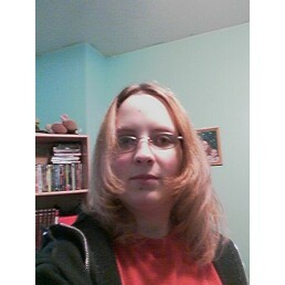 Laura Schultz Photo 35