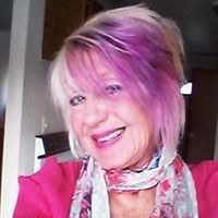 Dana Robbins Photo 35