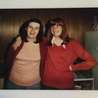 Vicki Earnest Photo 19