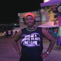 Cassandra Banks Photo 18