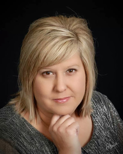 Melanie Wheeler Photo 19