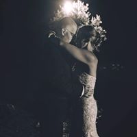 Julie Flannery Photo 17