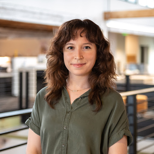 Leah Delaney Photo 19