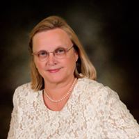 Laura Metzger Photo 25