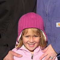 Caroline Shields Photo 16