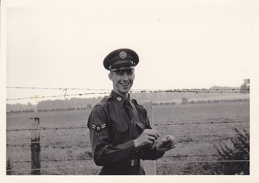 Jerry Barnett Photo 34