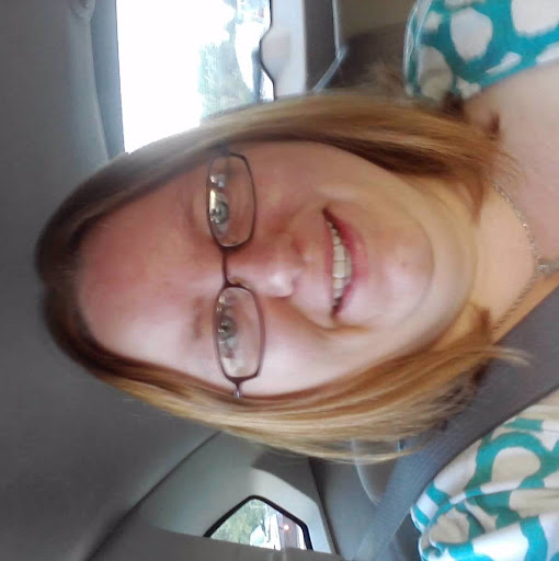 Amanda Harris Photo 16