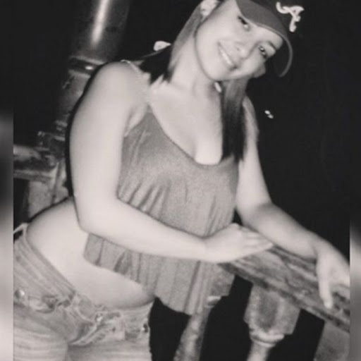 Geraldine Martinez Photo 17