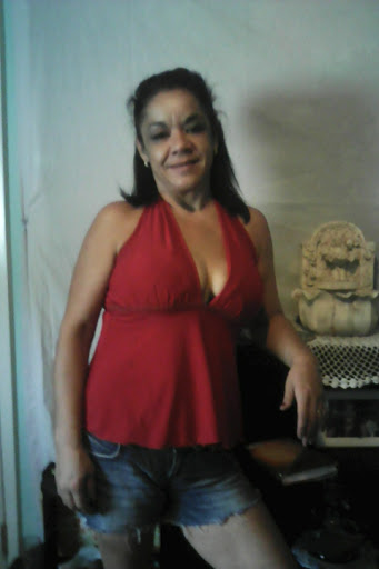 Maria Oxley Photo 9