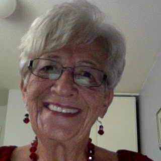 Christina Mckenzie Photo 28