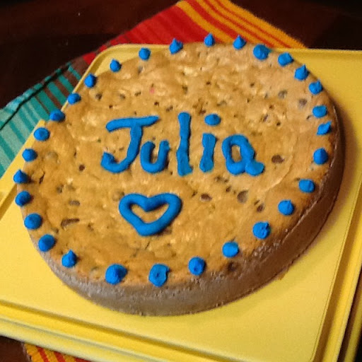 Julia Hansen Photo 39