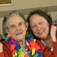 Sarah Tracy Photo 19