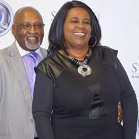 Beverly Black Photo 17