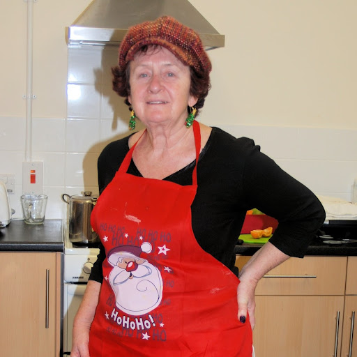 Angie England Photo 7