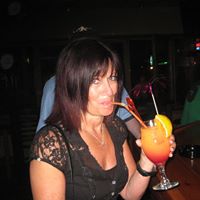 Julie Goodwin Photo 16