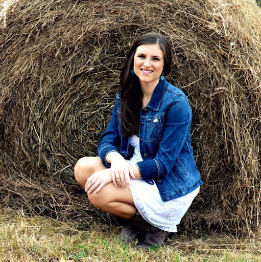 Michelle Meadows Photo 35