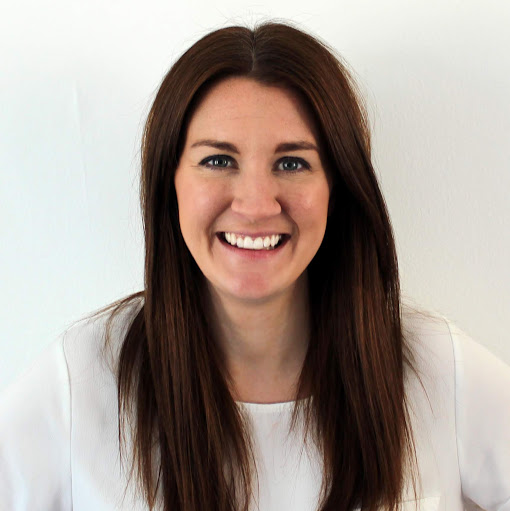 Stephanie Lloyd Photo 18