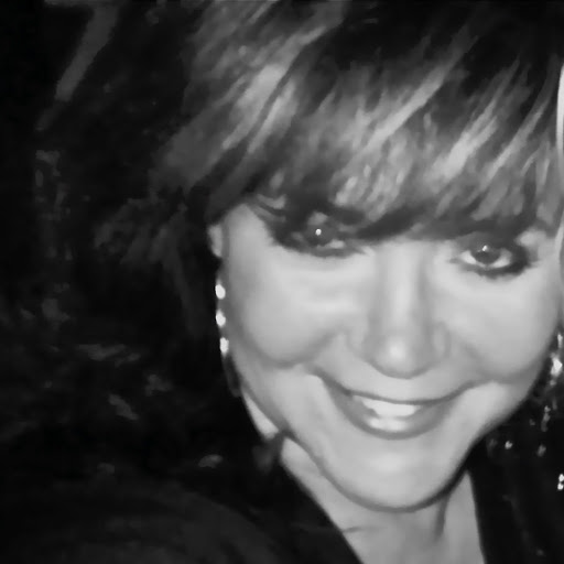 Laura Wright Photo 27