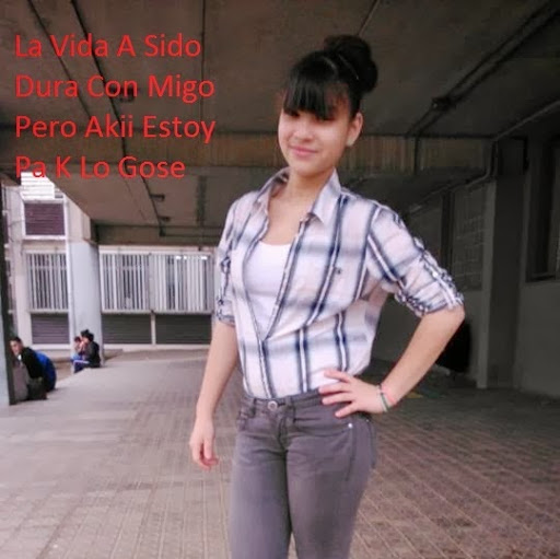 Esmeralda Santana Photo 11
