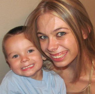 Annie Wyatt Photo 13