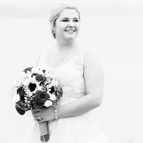 Justine Nelson Photo 7