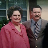 Pamela Warren Photo 26