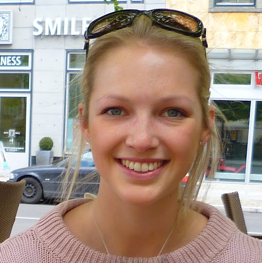 Jennifer Andersen Photo 29