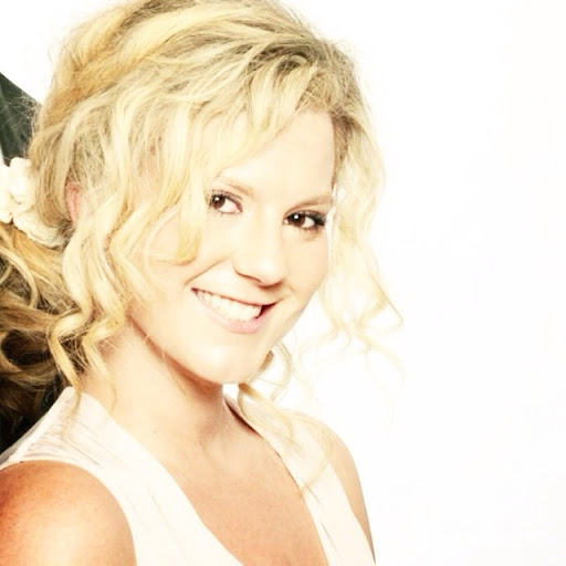 Heather Morrow Photo 20