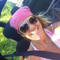 Polly Clark Photo 25