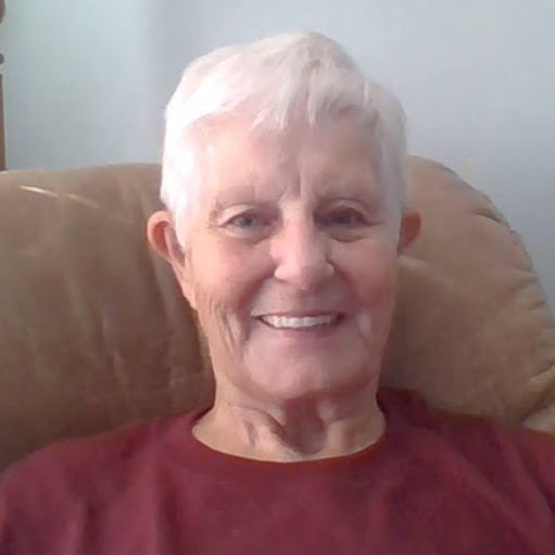 Carolyn Robbins Photo 23