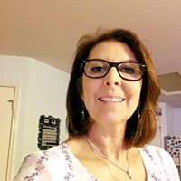 Elizabeth Moreno Photo 32