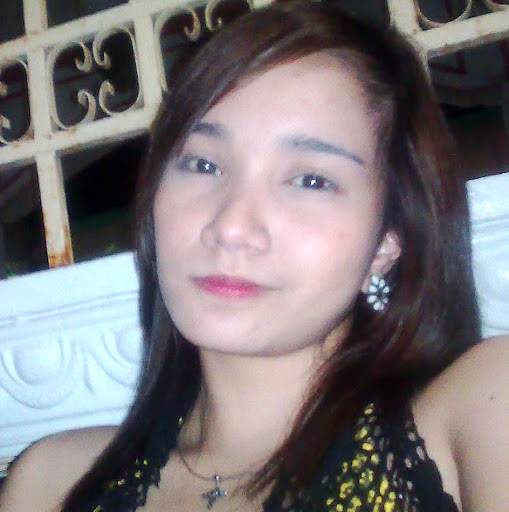 Renee Simmons Photo 40