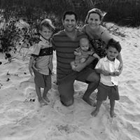 Elizabeth Dore Photo 22