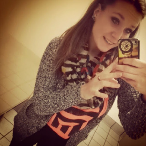 Brandi Young Photo 18