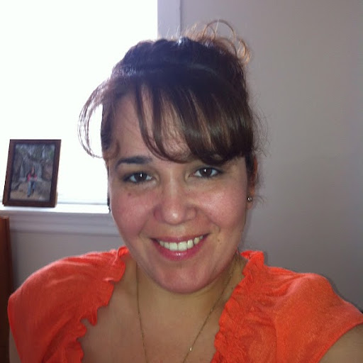 Janet Quinones Photo 5