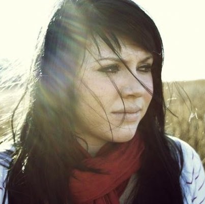 Julia Bonner Photo 18